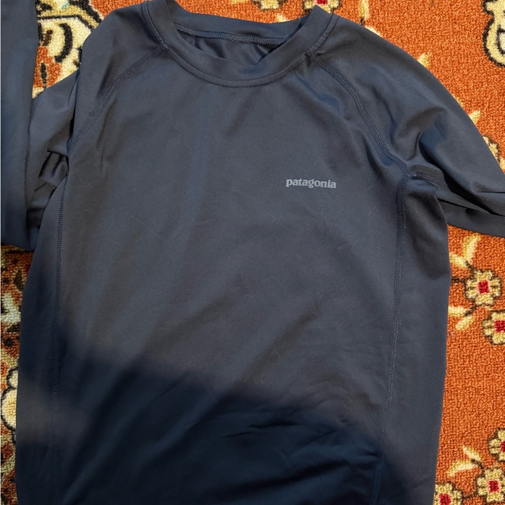 Patagonia swim ,rashguard - Picture 4 of 4